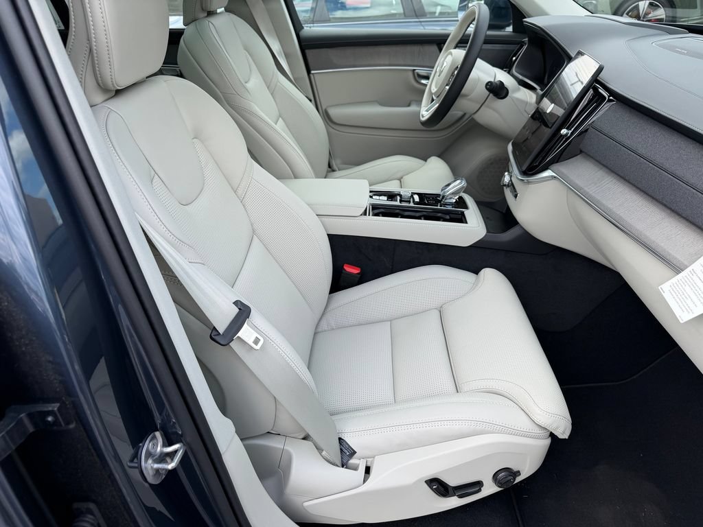 New 2026 Volvo XC90 B6 Ultra AWD/4WD image 9