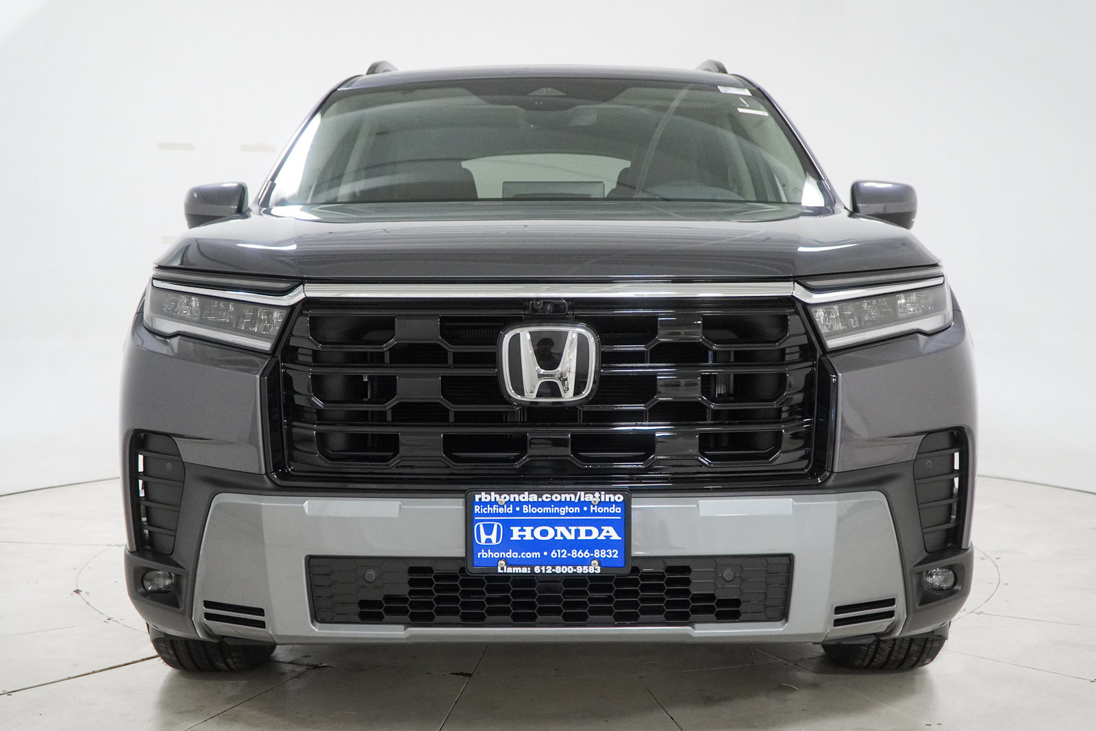 New 2026 Honda Pilot Elite image 2