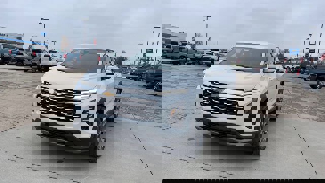 New 2026 Chevrolet Equinox LT w/ Convenience Package II image 4