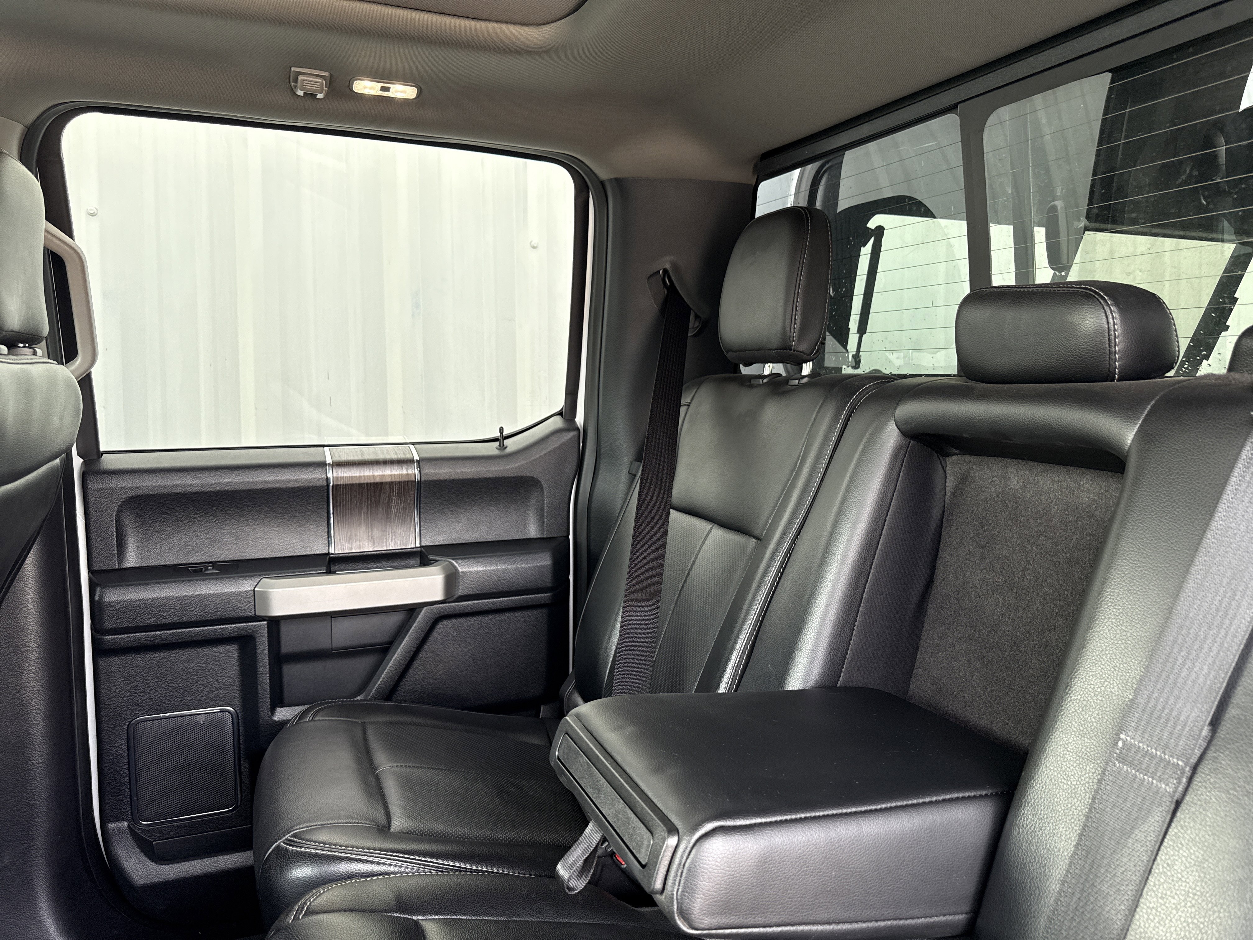 Used 2020 Ford F250 Lariat image 38