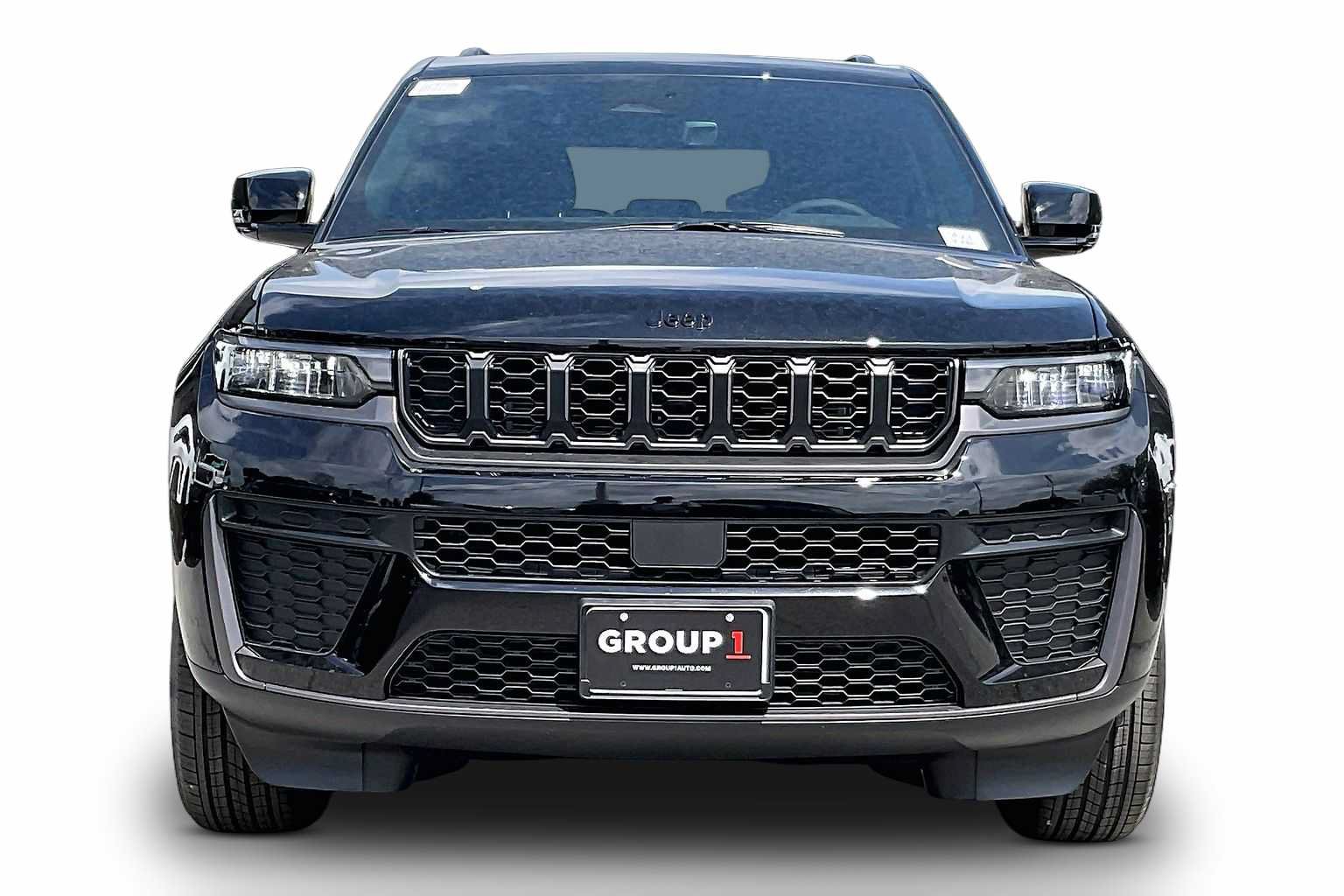 New 2026 Jeep Grand Cherokee Altitude RWD image 3