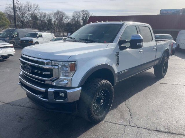 Used 2021 Ford F250 Lariat w/ Lariat Ultimate Package AWD/4WD image 4