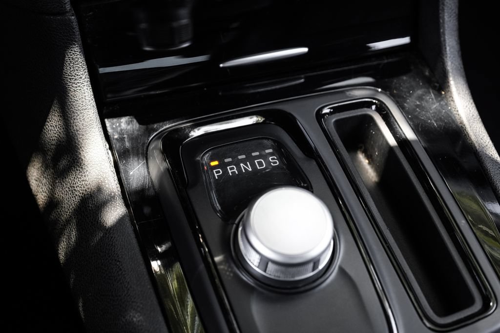 Used 2019 Chrysler 300 S RWD image 37