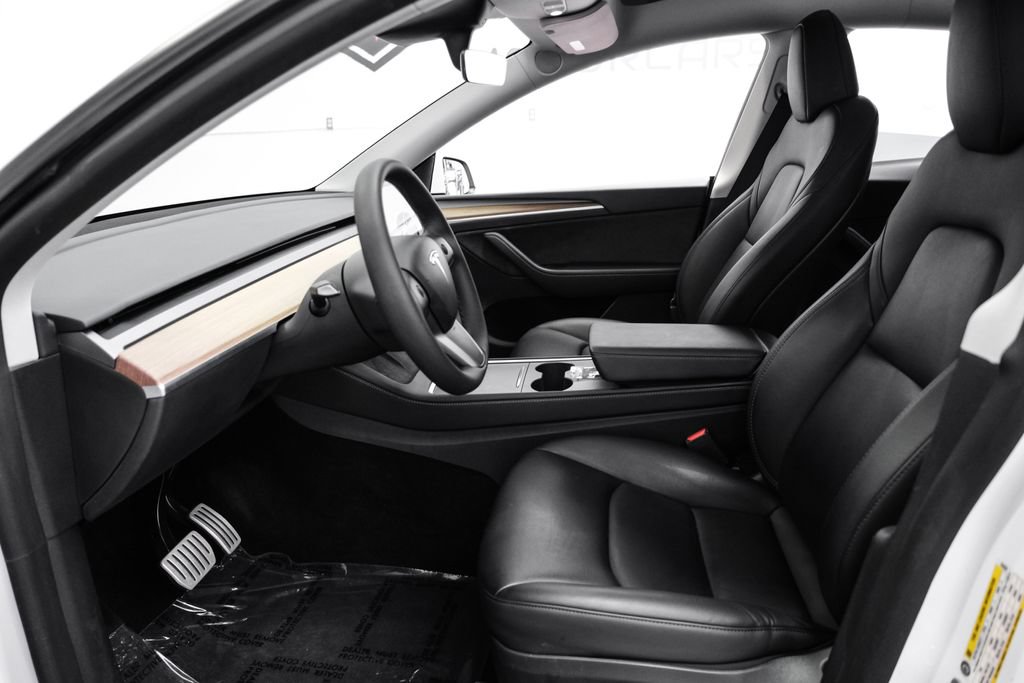 Used 2023 Tesla Model Y Long Range AWD/4WD image 4