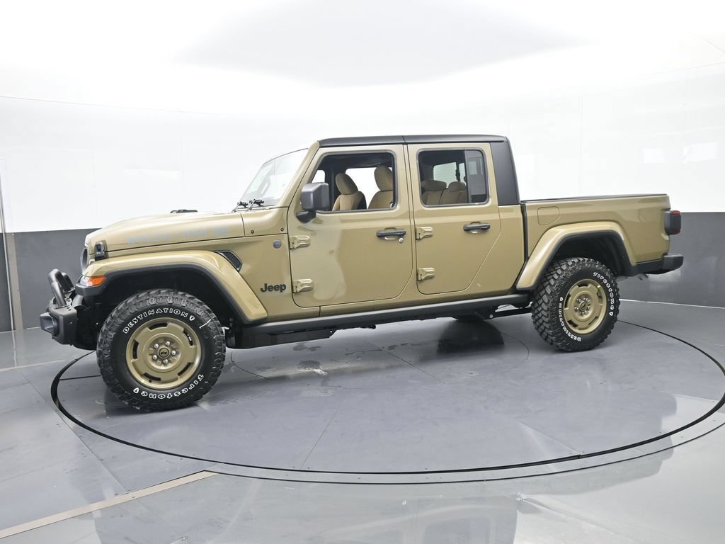 New 2026 Jeep Gladiator Willys AWD/4WD image 2