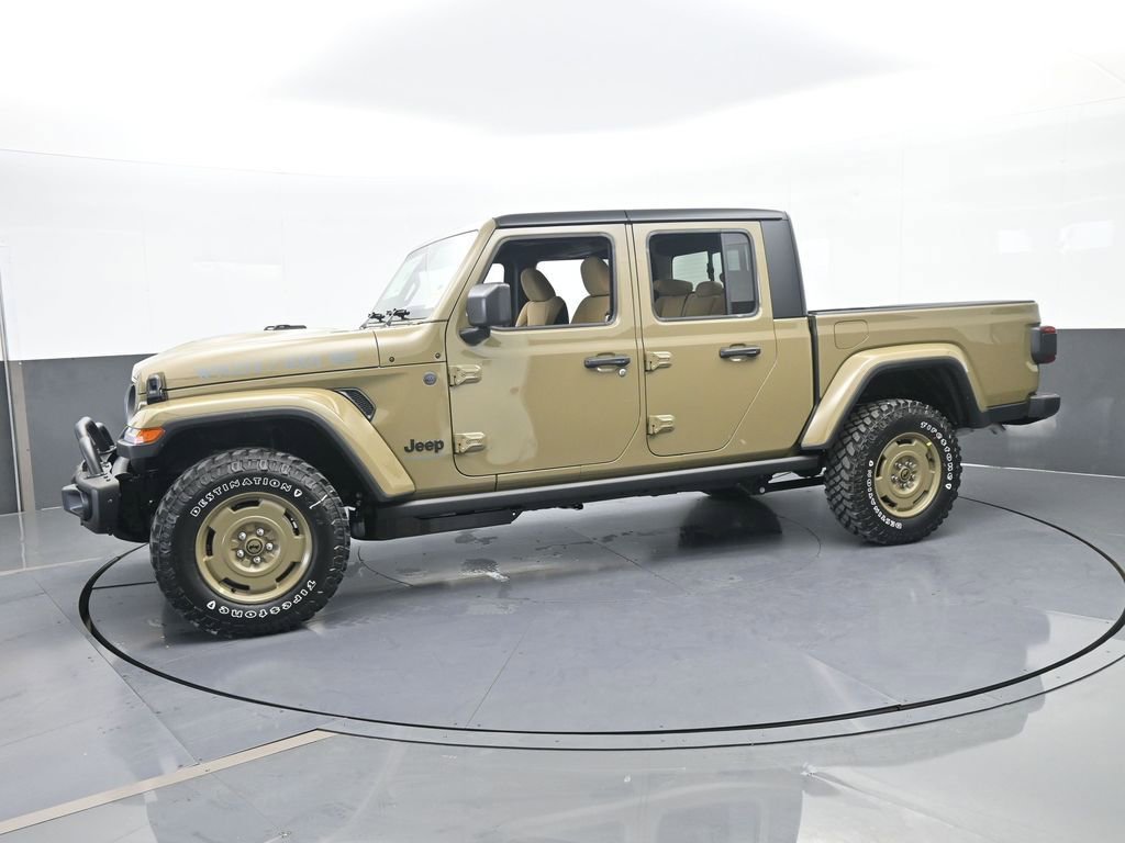 New 2026 Jeep Gladiator Willys AWD/4WD image 2