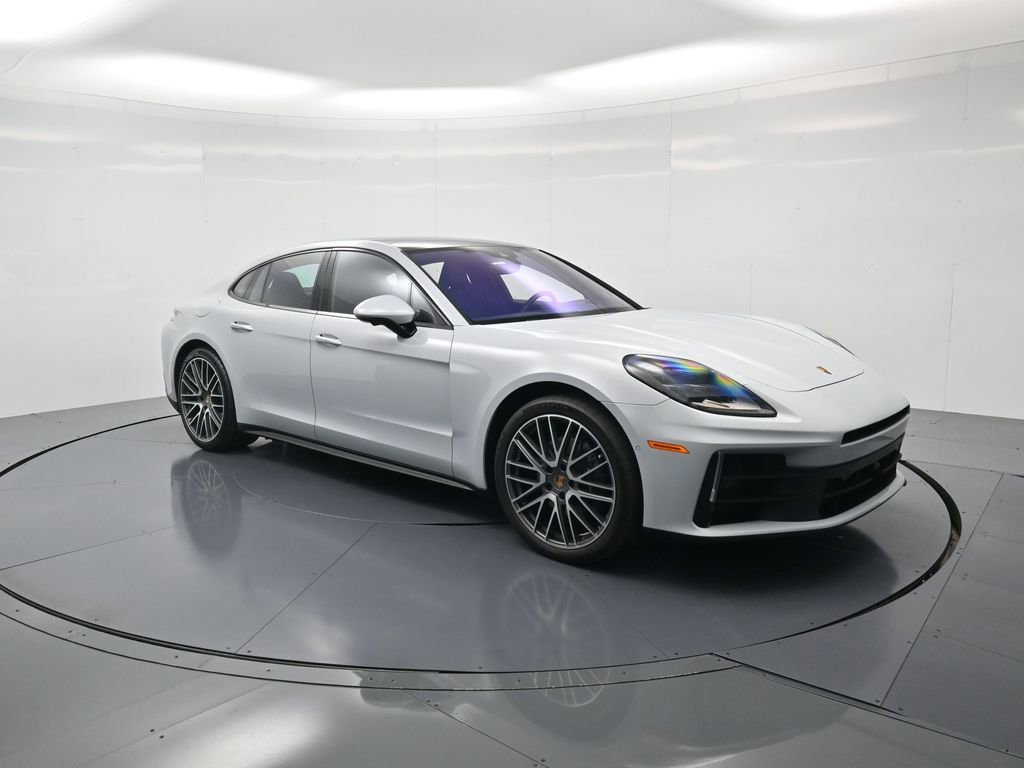 Used 2024 Porsche Panamera 4 image 32