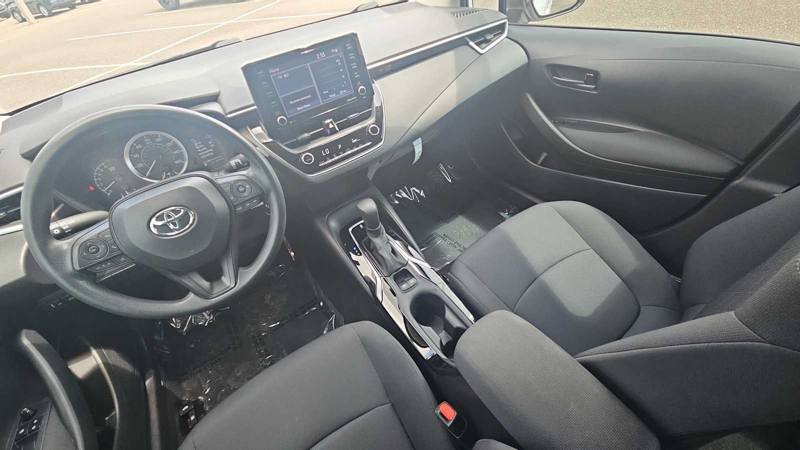 Used 2022 Toyota Corolla LE FWD image 22