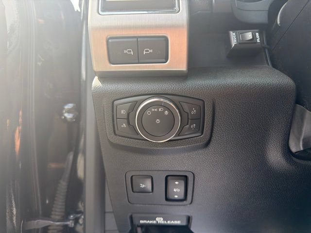 Used 2019 Ford F450 Platinum w/ Platinum Ultimate Package AWD/4WD image 25