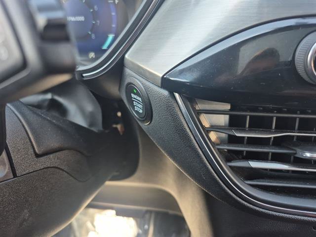 Used 2022 Ford Escape Titanium image 17