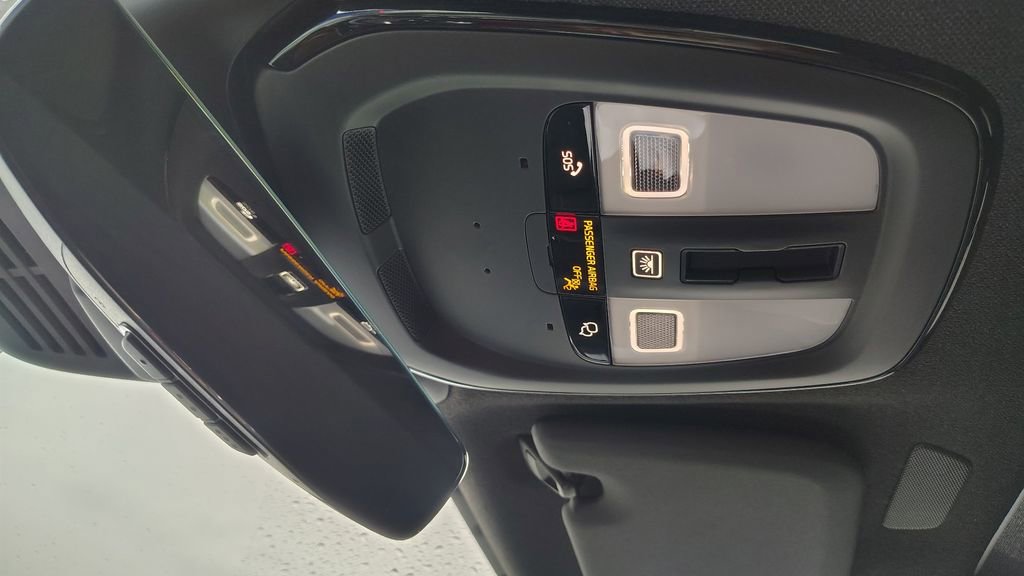 New 2026 Volvo XC40 B5 Ultra w/ Climate Package image 26