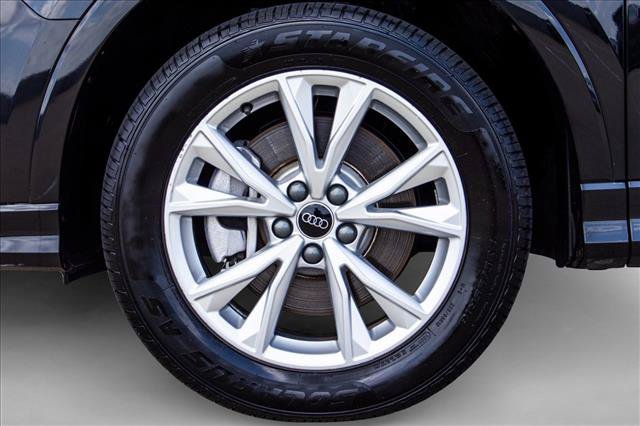 Used 2025 Audi Q3 2.0T Premium AWD/4WD image 9