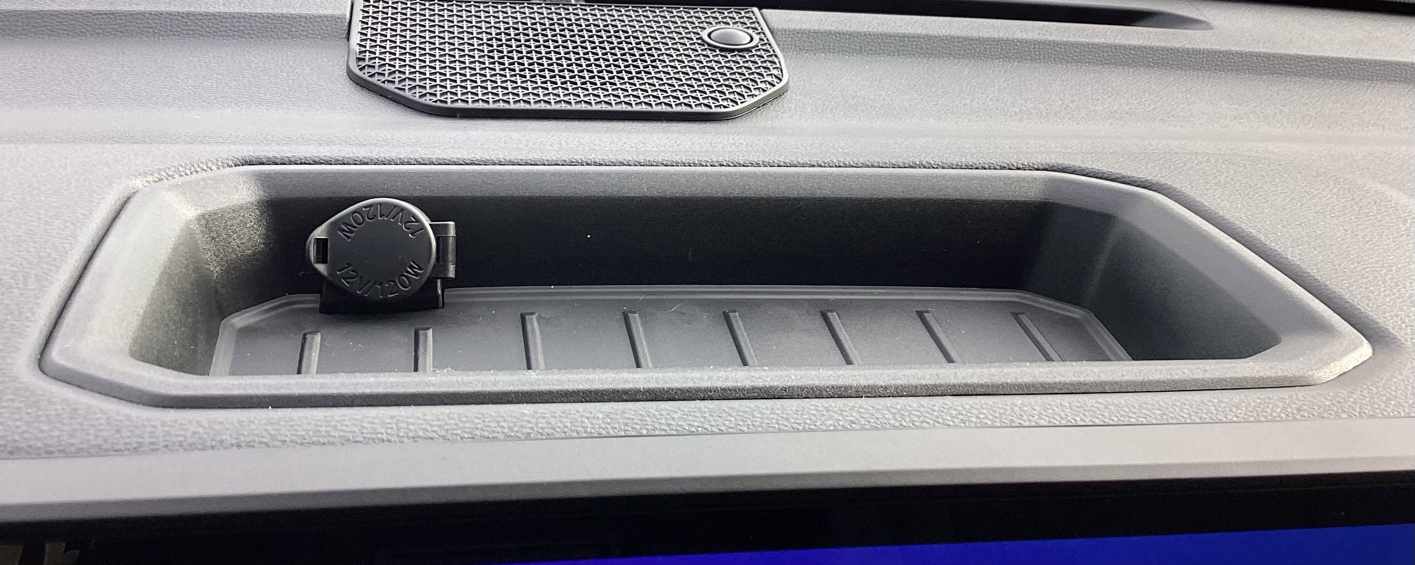 New 2025 Toyota Tundra Limited image 36