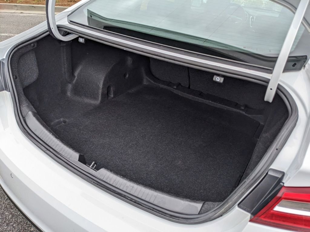 Used 2024 Chevrolet Malibu LT image 41