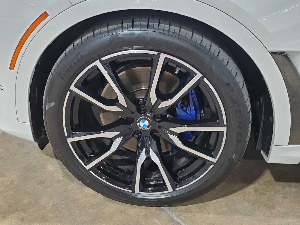 Used 2019 BMW X7 xDrive50i w/ M Sport Package AWD/4WD image 60