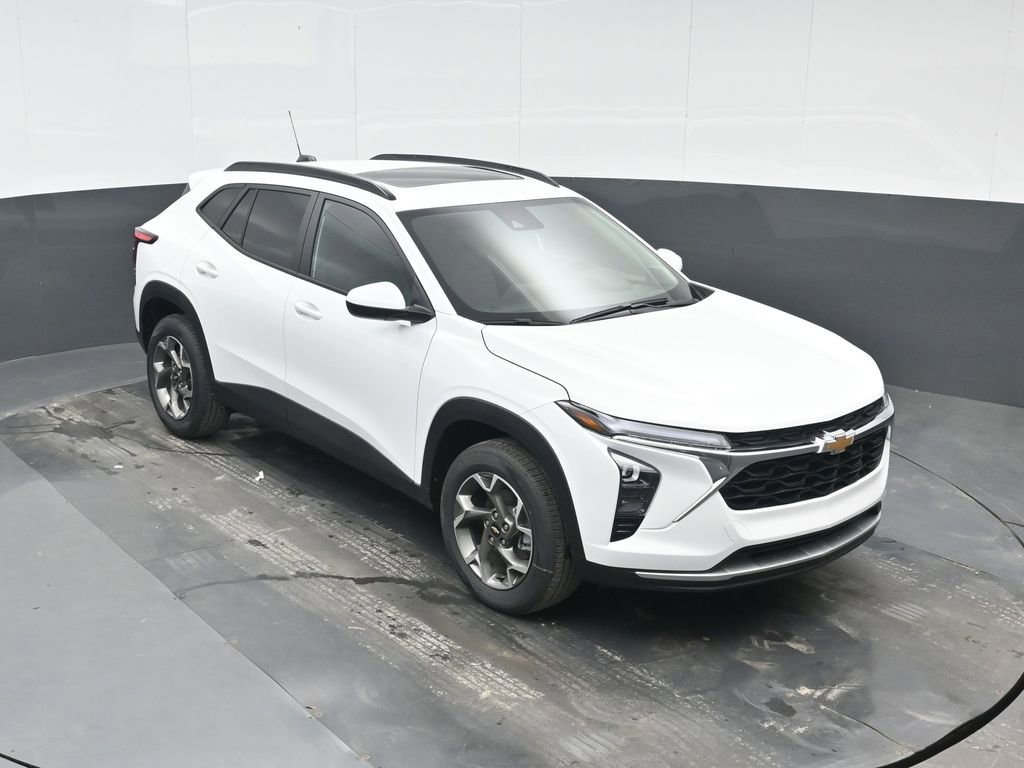 New 2026 Chevrolet Trax LT w/ Sunroof Package image 31