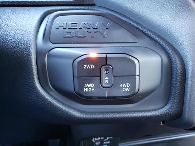 Used 2026 RAM 2500 Big Horn AWD/4WD image 28