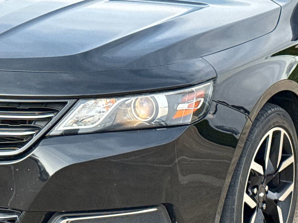 Used 2017 Chevrolet Impala LT image 5