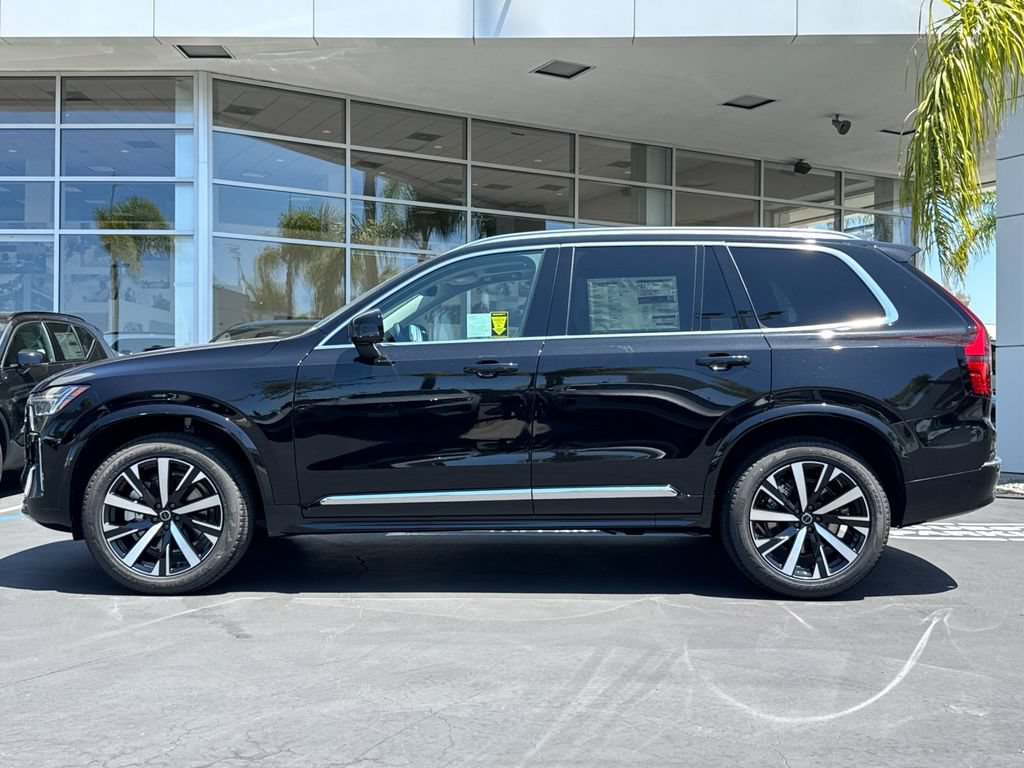 New 2026 Volvo XC90 B6 Core AWD/4WD image 2