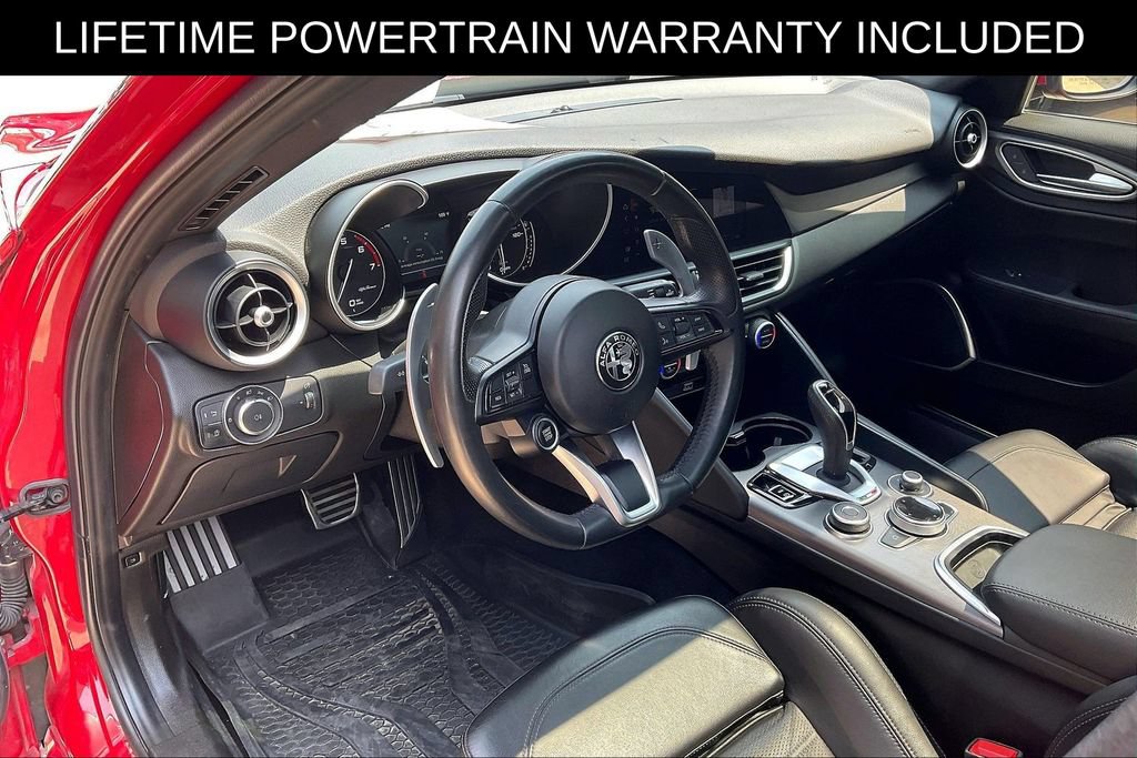 Used 2021 Alfa Romeo Giulia Ti Sport RWD image 12
