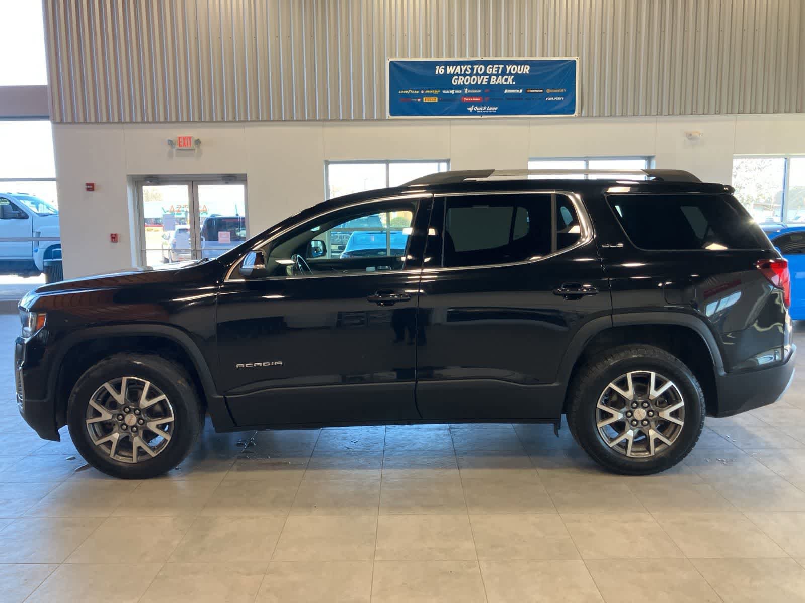 Used 2020 GMC Acadia SLE w/ Driver Convenience Package FWD image 8