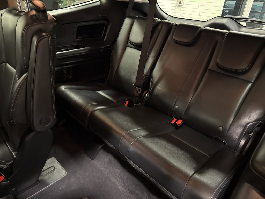 Used 2023 Subaru Ascent Limited image 15