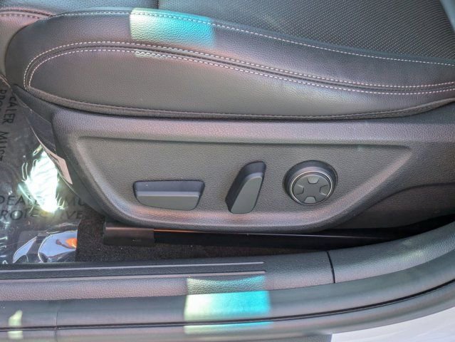 Used 2026 Genesis G70 2.5T RWD image 17