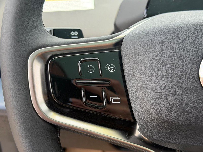 New 2026 Volvo EX30 Ultra w/ Climate Package AWD/4WD image 8