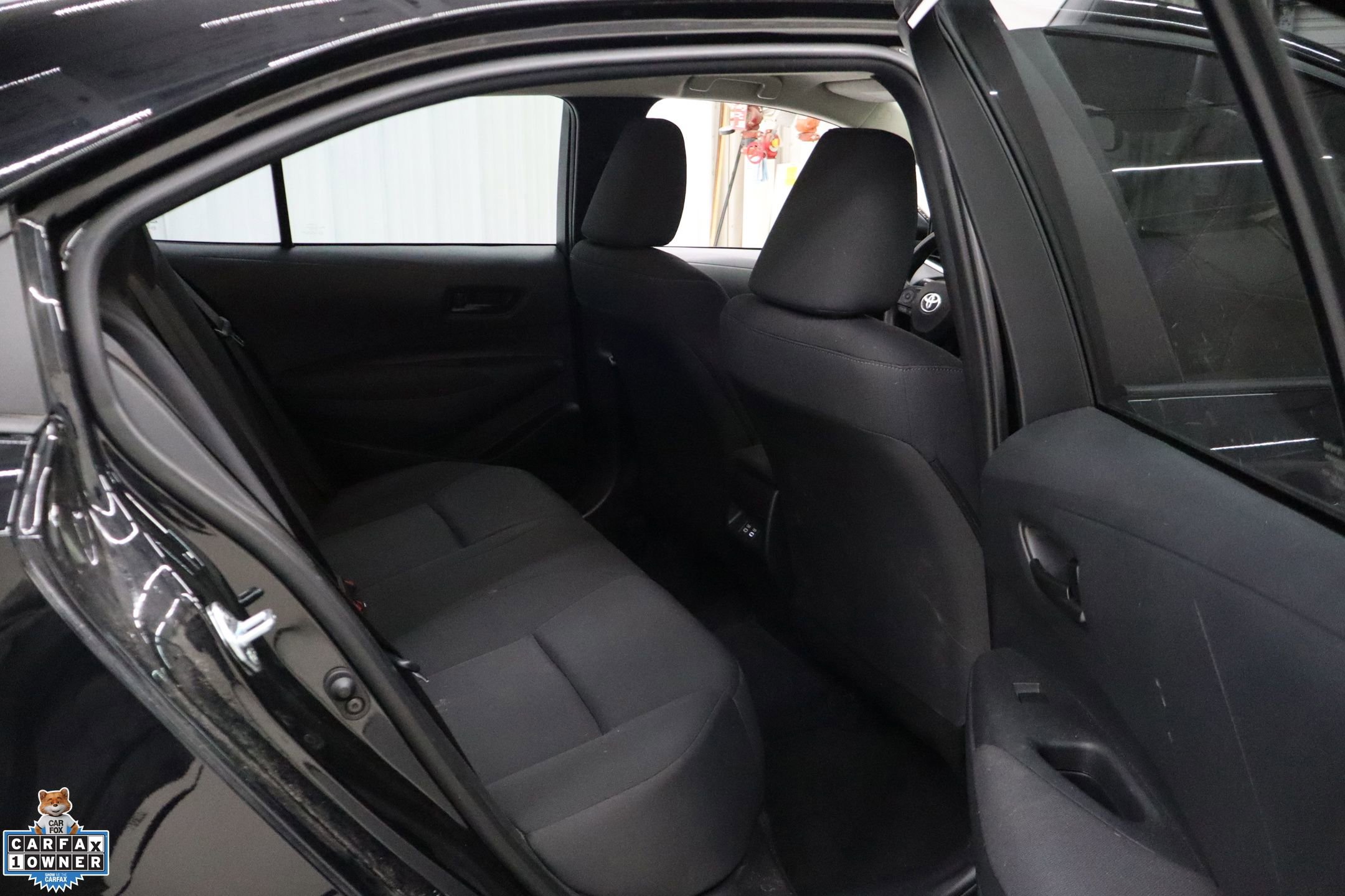Used 2023 Toyota Corolla LE FWD image 29