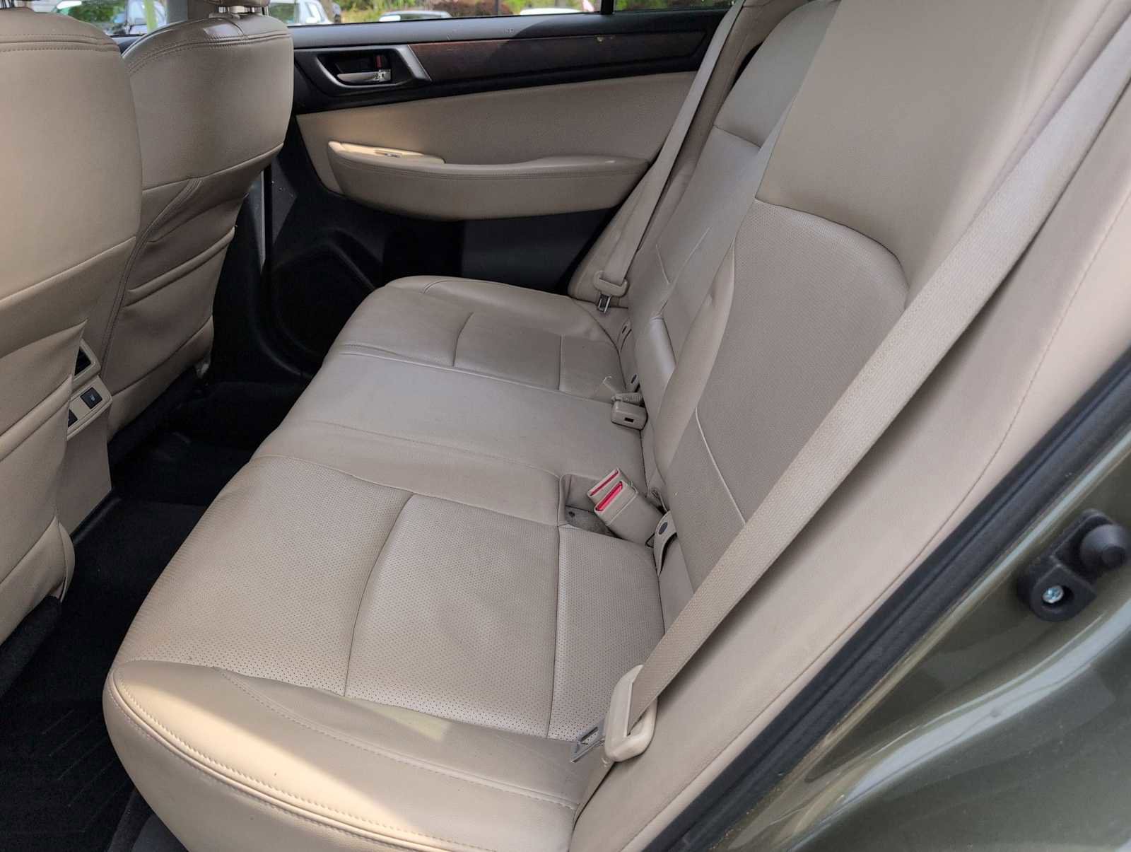 Used 2015 Subaru Outback 3.6R Limited AWD/4WD image 18