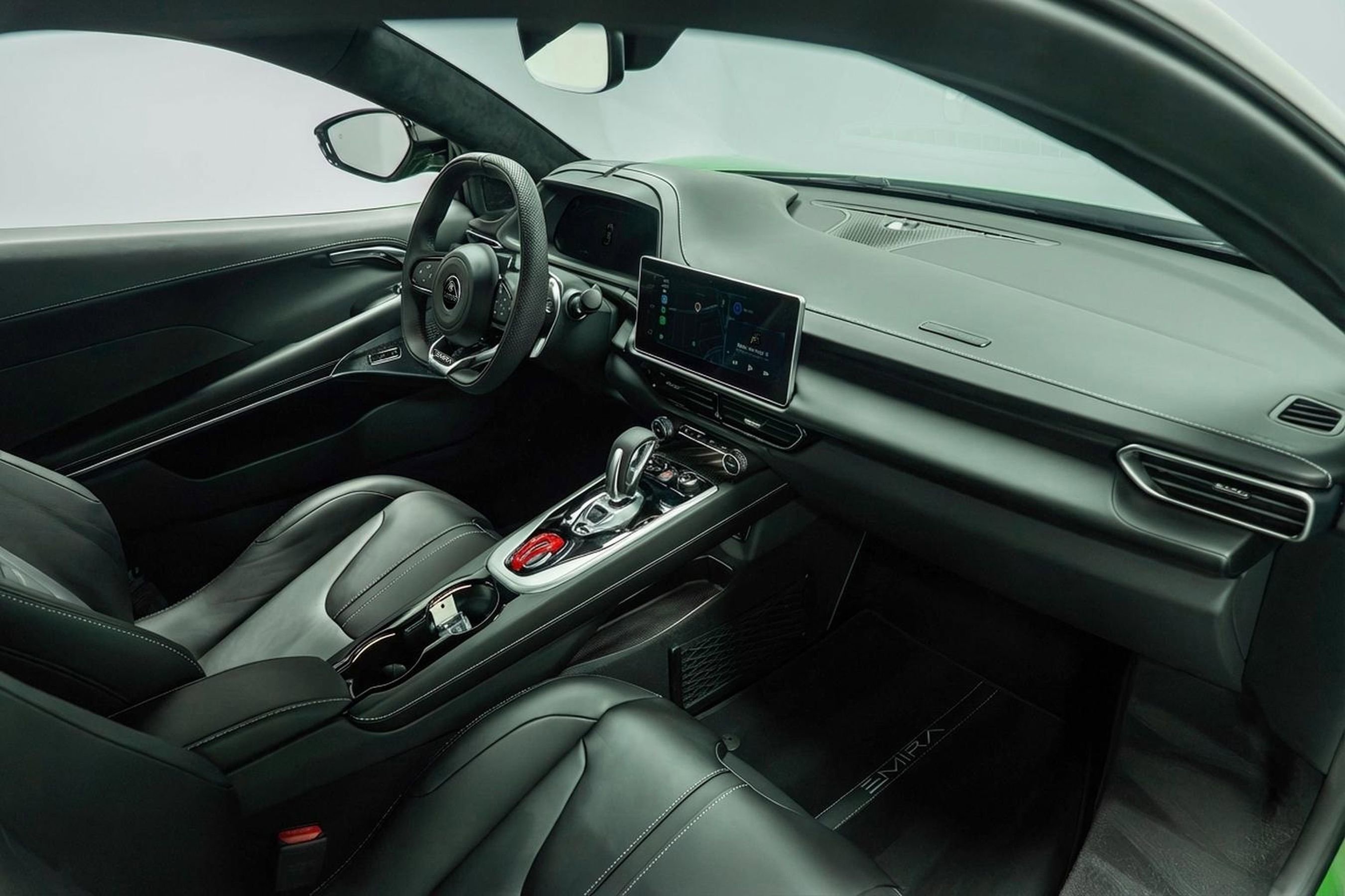 New 2026 Lotus Emira SE image 2