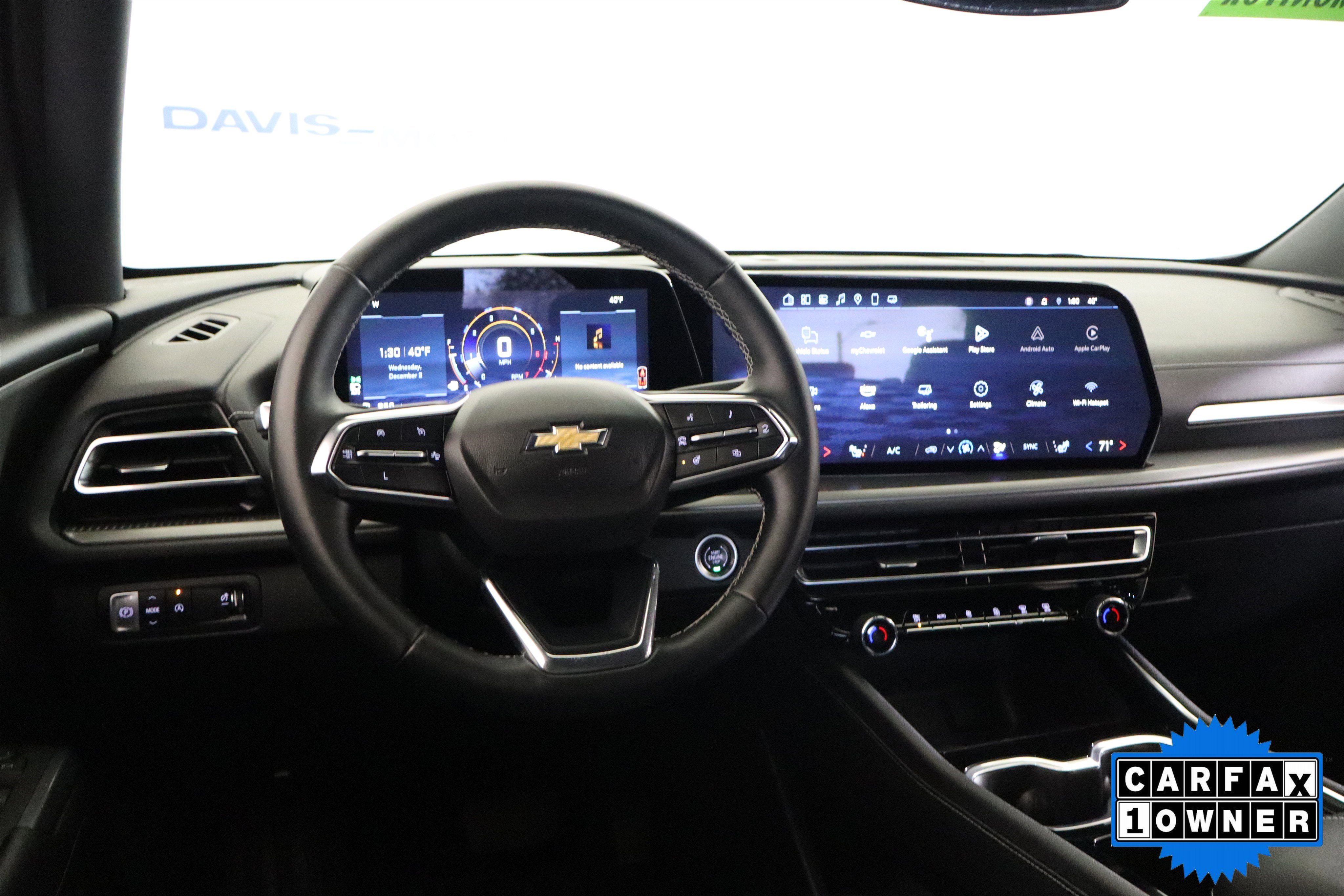 Used 2025 Chevrolet Traverse LT image 16