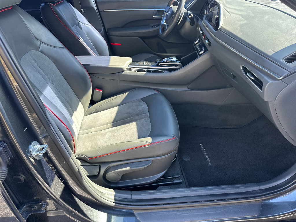 Used 2022 Hyundai Sonata SEL Plus w/ Cargo Package FWD image 13