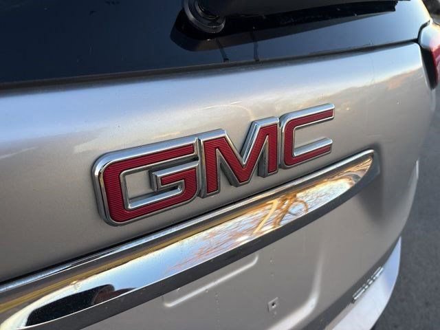 Used 2020 GMC Terrain SLT w/ LPO, Floor Liner Package image 47
