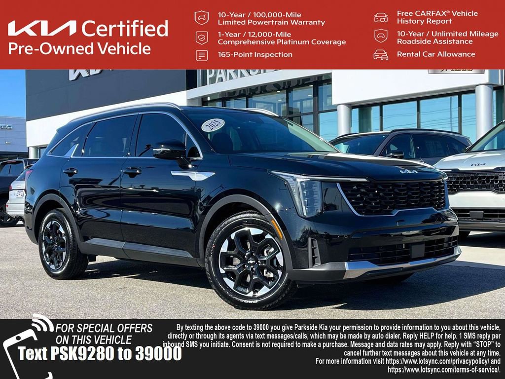 Certified 2025 Kia Sorento S w/ Panoramic Sunroof Package