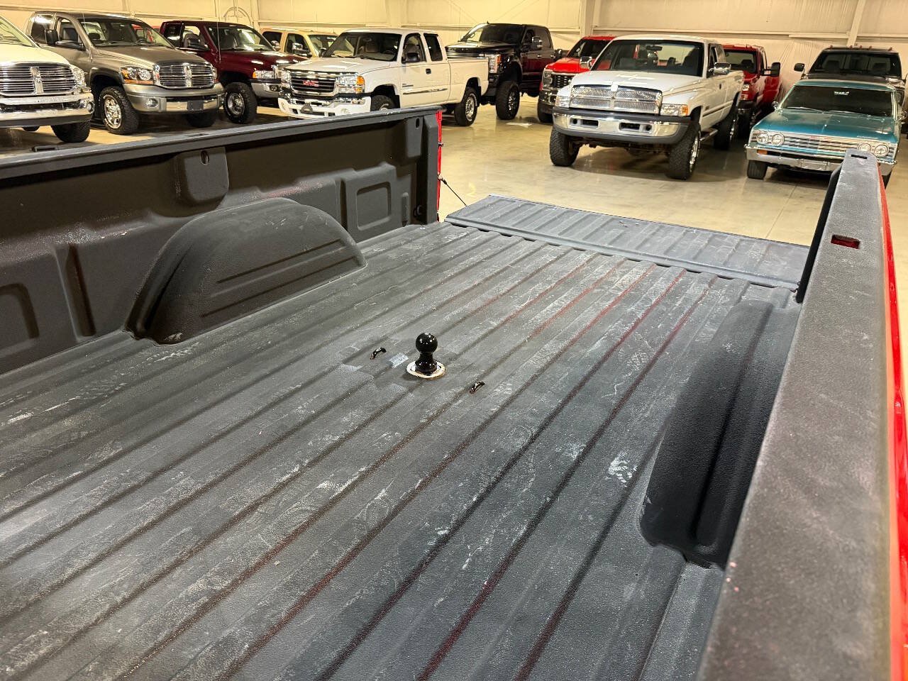 Used 2006 Chevrolet Silverado 3500 LT w/ Heavy-Duty Power Package AWD/4WD image 20