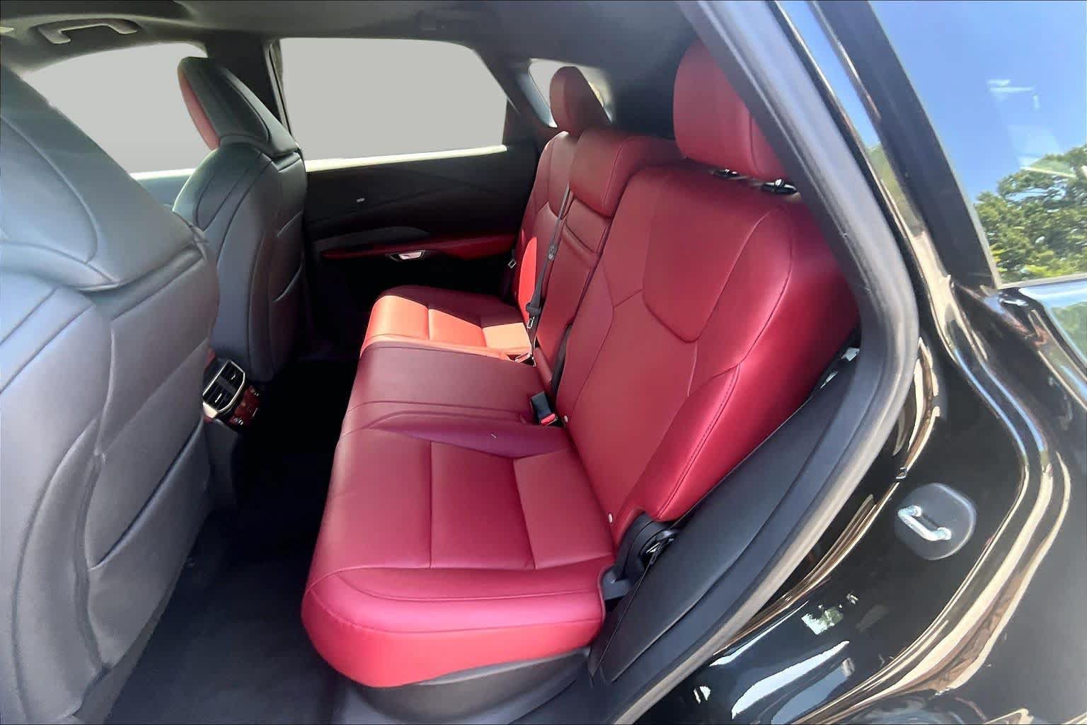 Used 2024 Lexus RX 350 F Sport w/ Convenience Package AWD/4WD image 20