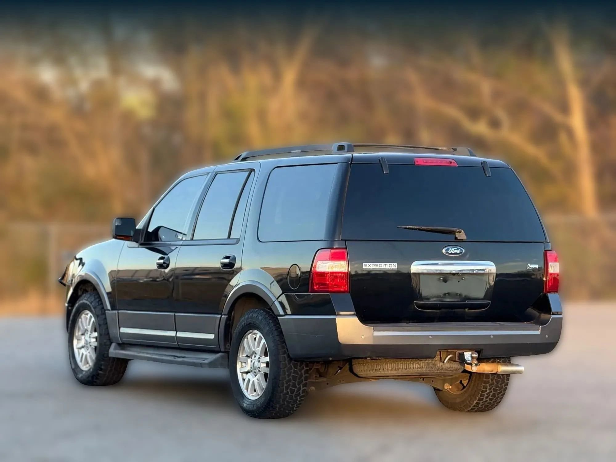 Used 2012 Ford Expedition XLT image 10