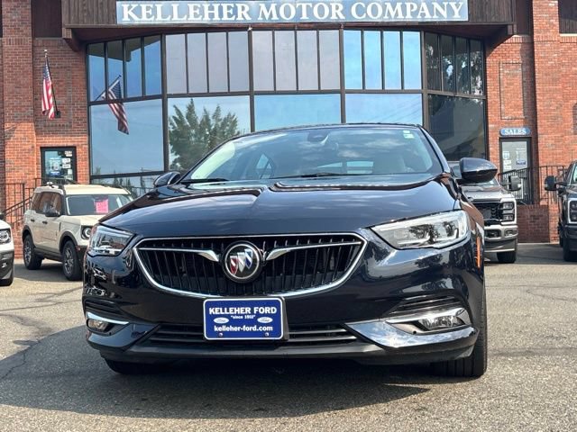 Used 2019 Buick Regal Essence w/ Driver Confidence Package I