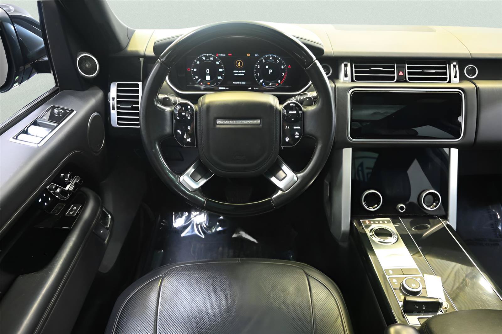 Used 2019 Land Rover Range Rover HSE AWD/4WD image 10