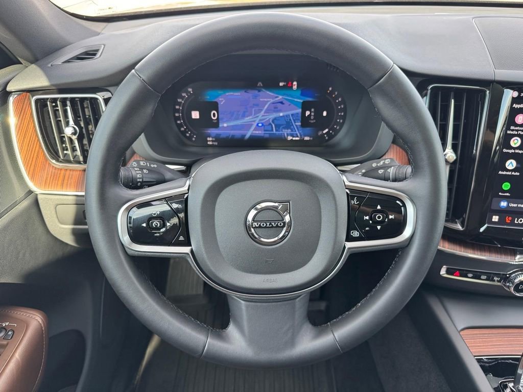 Certified 2023 Volvo XC60 B5 Plus w/ Climate Package image 11