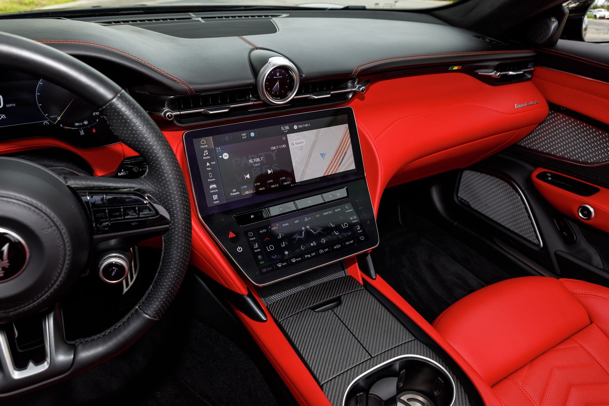 Used 2024 Maserati GranCabrio Trofeo AWD/4WD image 31