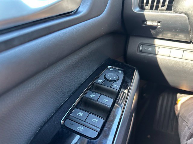 Used 2024 Nissan Pathfinder SL w/ SL Premium Package AWD/4WD image 47