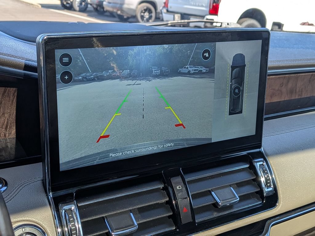 Used 2022 Lincoln Navigator Reserve AWD/4WD image 15