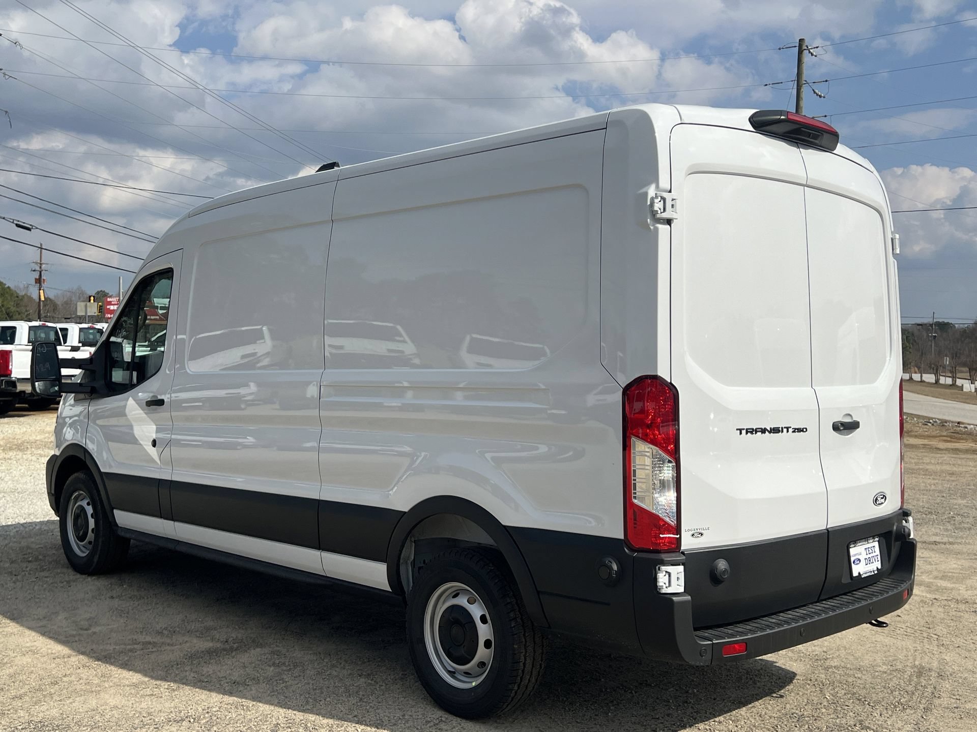 New 2026 Ford Transit 250 148 Medium Roof w/ HVAC Trade Package RWD image 23