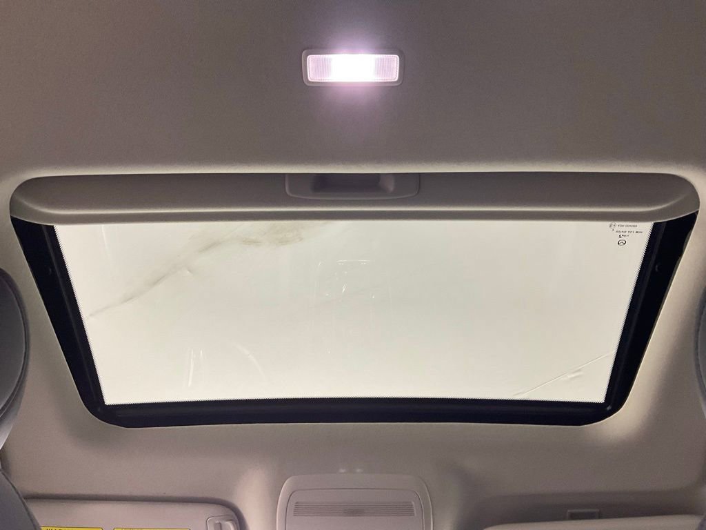 Used 2022 MAZDA CX-30 AWD 2.5 S w/ Premium Package image 17