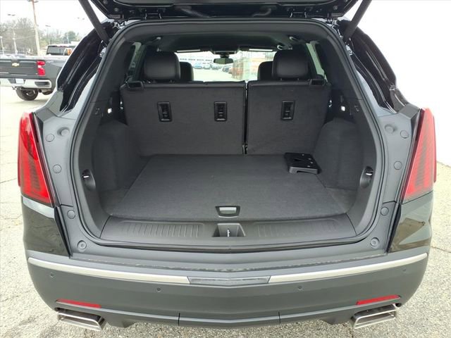 New 2026 Cadillac XT5 Luxury image 4