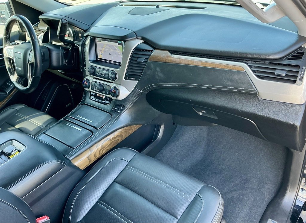 Used 2019 GMC Yukon XL Denali w/ Denali Ultimate Package image 24