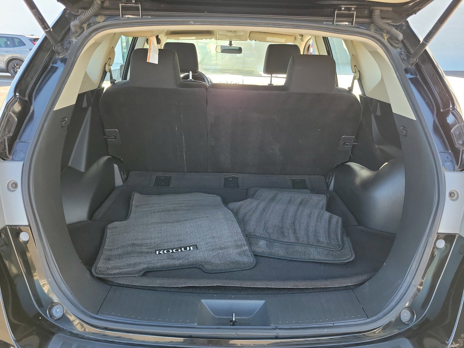 Used 2013 Nissan Rogue S FWD image 28