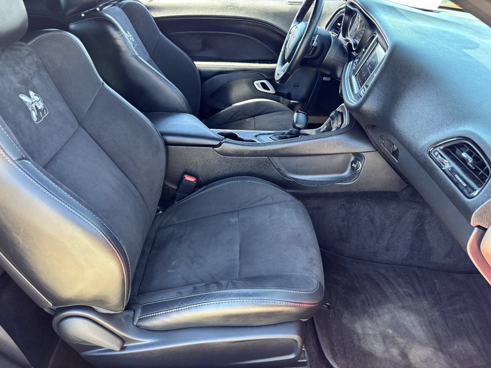 Used 2018 Dodge Challenger R/T Scat Pack RWD image 12